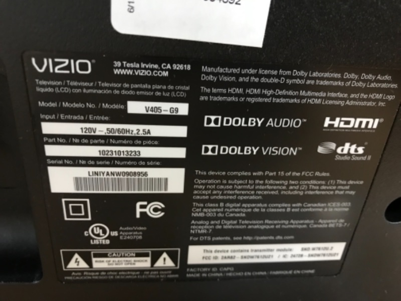 Photo 5 of VIZIO D-Series 40" Class- V405-G9
//LINES THROUGH THE SCREEN //MISSING LEG FOR TV //PARTS ONLY