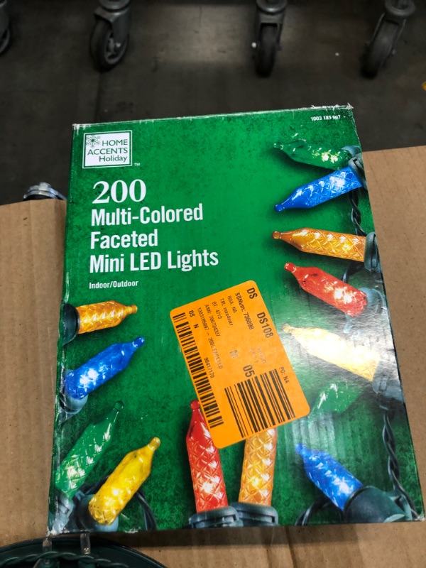 Photo 5 of ASSORTED BAG OF USED CHRISTMAS LIGHTS
**SOME LIGHTS DO NOT TURN ON, MAJORITY FUNCTIONS, USED, NO STOCK PHOTO, NO RETURN, SOLD AS IS**