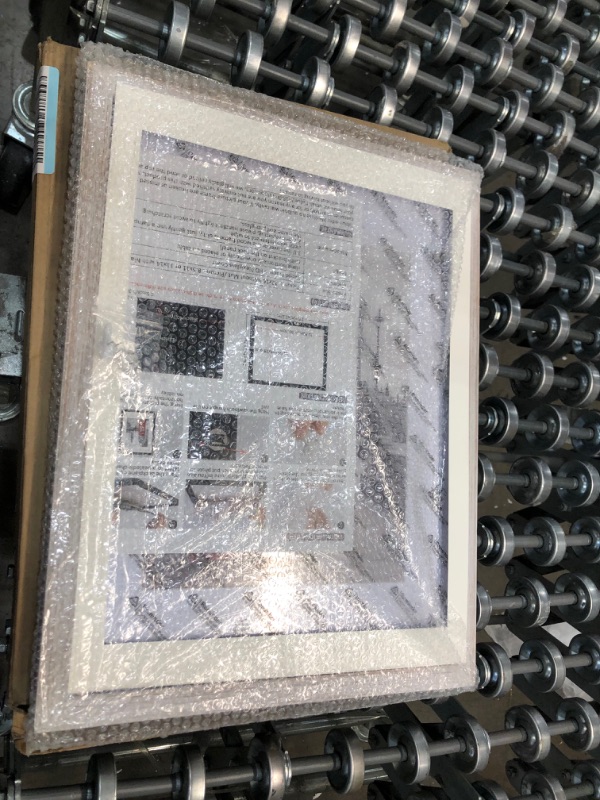 Photo 1 of 12"X16" RUSTIC PICTURE FRAME DRIFTWOOD WHITE