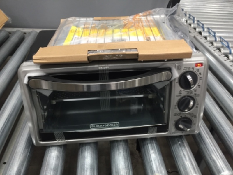 Photo 2 of 1150 W 4-Slice Stainless Steel Convection Toaster Oven with Built-In Timer
