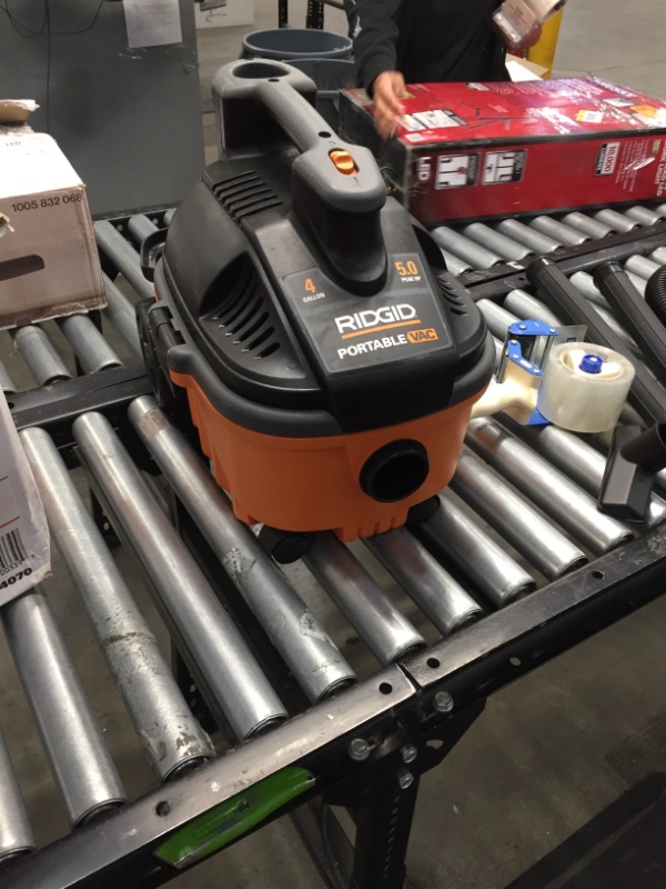 Photo 4 of Ridgid WD4070 4 Gallon Portable Vacuum