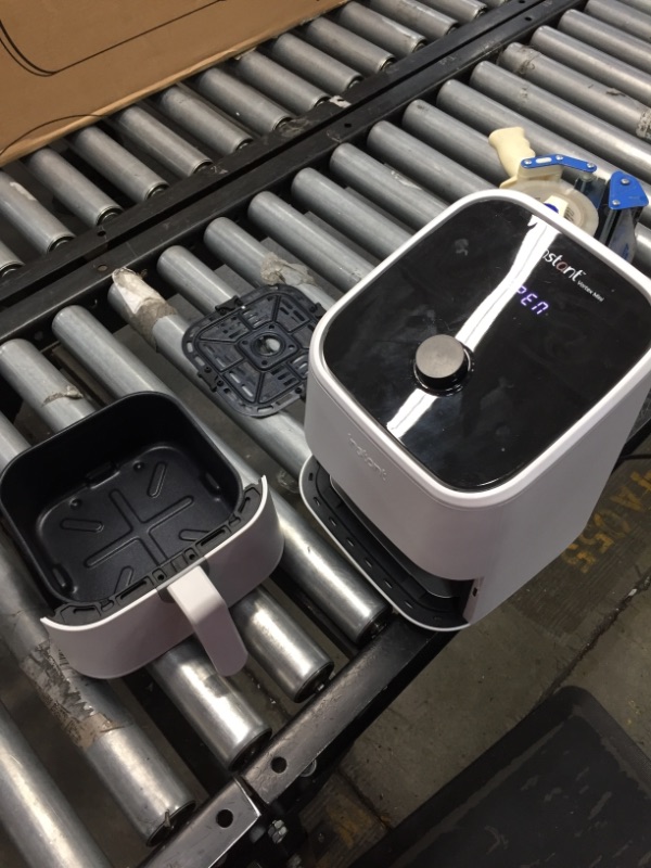 Photo 1 of Instant Vortex 4-in-1 Air Fry, Roast, Toast, Crisp, Dehydrate, Reheat, 2 Quart, White
