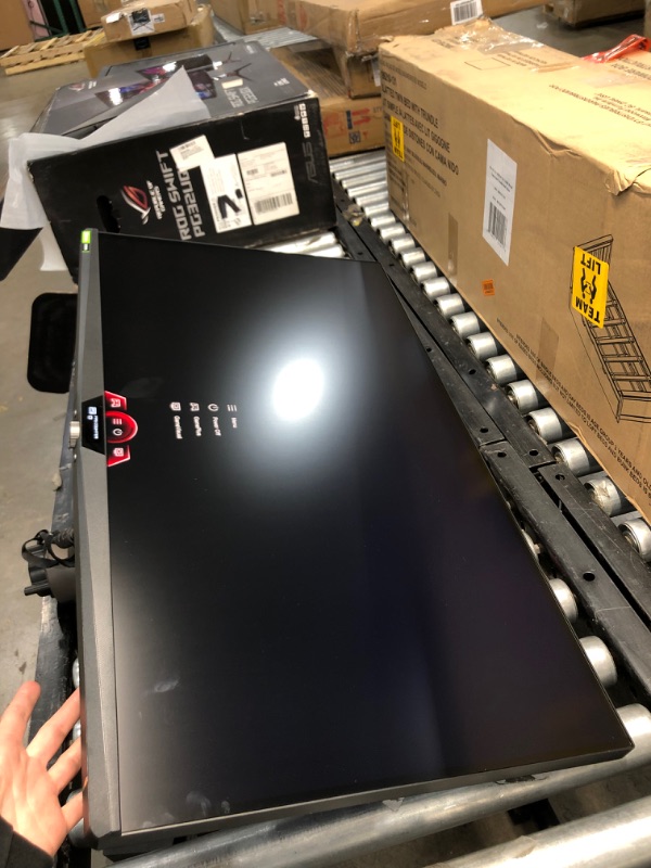 Photo 1 of ASUS ROG Swift 32” 4K HDR 144Hz DSC Gaming Monitor (PG32UQX) - UHD (3840 x 2160), Mini-LED IPS, G-SYNC Ultimate, Local dimming, Quantum Dot technology, DisplayHDR 1400, Eye Care, DisplayPort, HDMI
AS IS USED