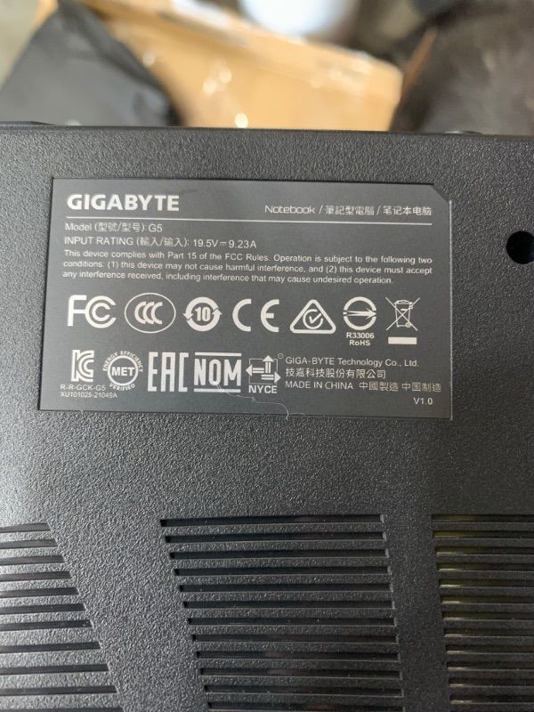 Photo 3 of GIGABYTE G5 MD - 15.6" FHD IPS ANTI-GLARE 144HZ, INTEL CORE I5, NVIDIA GEFORCE RTX 3050 TI LAPTOP GPU 4GB GDDR6, 16GB MEMORY, 512GB SSD, WIN10 HOME, GAMING LAPTOP (G5 MD-51US123SH)
