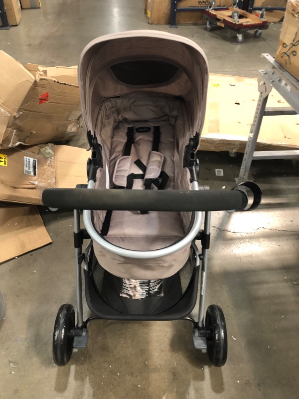 Photo 10 of Evenflo Pivot Modular Travel System With SafeMax Car Seat
**MISSING BAR OVER SEAT IN STROLLER**