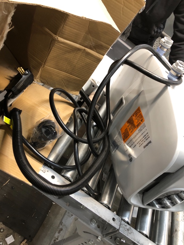 Photo 1 of STOCK PHOTO JUST FOR REFERENCE***
Bestway Model S100105  Saluspa Pump  20GPM Flow Brand New 

