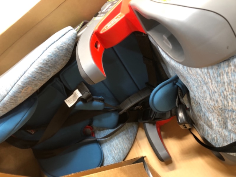 Photo 1 of Britax Grow with You ClickTight Harness-2-Booster Car Seat, Seaglass , 26.5x17.75x25 Inch (Pack of 1)
