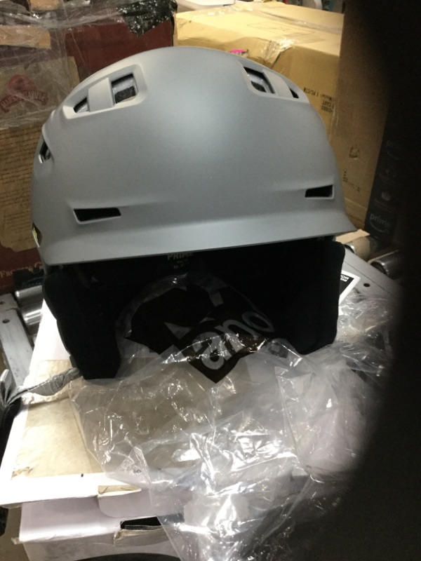 Photo 4 of NEW Anon Men's Raider 3 Multi-Season Helmet with Auto-Adjust Fit
SIMILAR TO PHOTO: ANOM HELMET, MENS, M/56-59CM