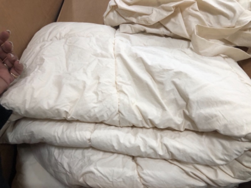 Photo 2 of  Queen New York White Organic White Down Alternative Comforter