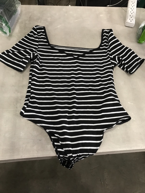 Photo 1 of *UNKNOWN size*
 stripe v-neck bodysuit in black and white