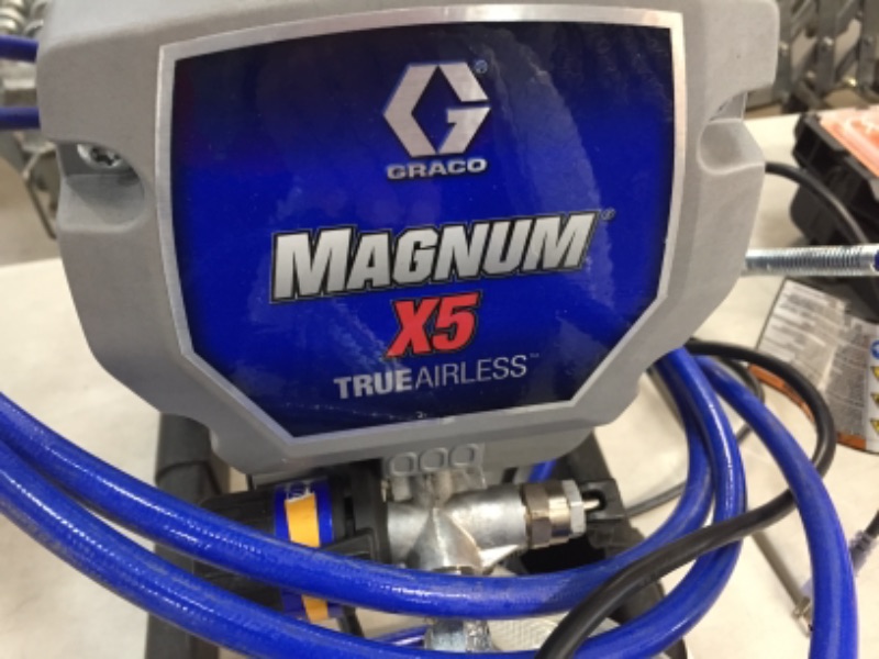 Photo 2 of Graco Magnum 262800 X5 Stand Airless Paint Sprayer, Blue
