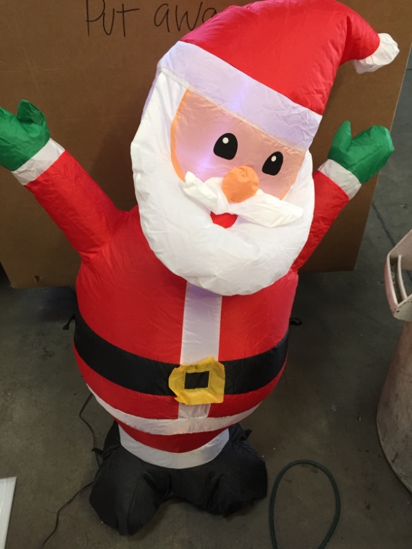 Photo 2 of *USED*
Home Accents Holiday 3.5 ft Pre-Lit LED Airblown Santa Christmas Inflatable