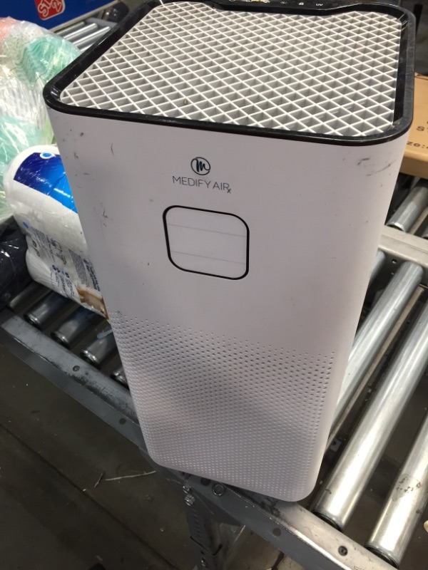 Photo 1 of Medify MA-50 Air Purifier with H13 True HEPA Filter with UV | 1100 sq ft Coverage | for Smoke, Smokers, Dust, Odors, Pet Dander | Quiet 99.9% Removal to 0.1 Microns | White, 1-Pack
