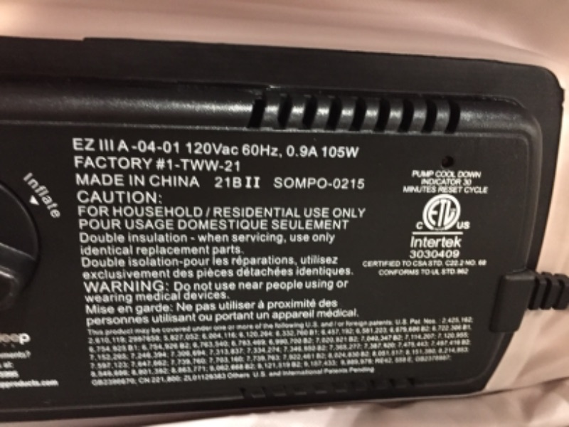 Photo 3 of SoundAsleep Dream Series Air Mattress with ComfortCoil Technology & Internal High Capacity Pump - Full**INFLATES FULLY**
