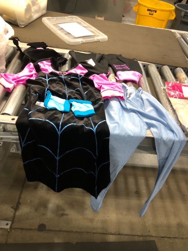 Photo 2 of Medium (7/8) Disguise Vampirina Girls Child Deluxe Costume
