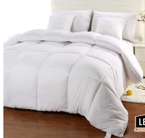 Photo 1 of 350 GSM Box Stitched Down Alternative Comforter By Utopia Bedding (Full / White)
