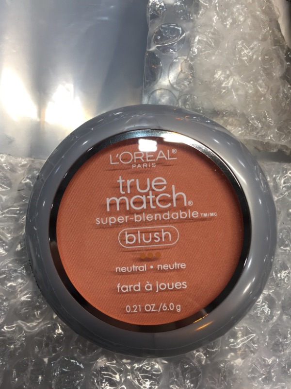 Photo 7 of MAKEUP BUNDLE BAG - L'Oreal Paris True Match Super-Blendable Powder, W1 Porcelain (Warm) 0.33 Oz, L'Oreal Paris True Match Super-Blendable Blush, Innocent Flush, 0.21 oz., L'Oreal True Match Super Blendable Makeup, Porcelain [W1], 1 oz (Pack of 1 PACK ), 