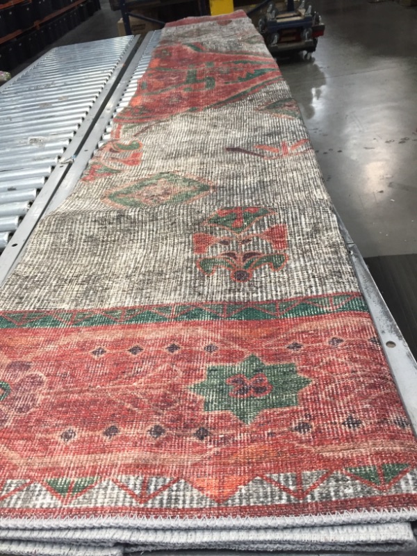 Photo 1 of 12 FT BY 9 FT AREA RUG RED AND GREEN FADED