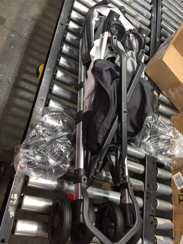 Photo 1 of 2018 UPPAbaby G-Luxe Stroller - Jordan (Charcoal/Silver)
