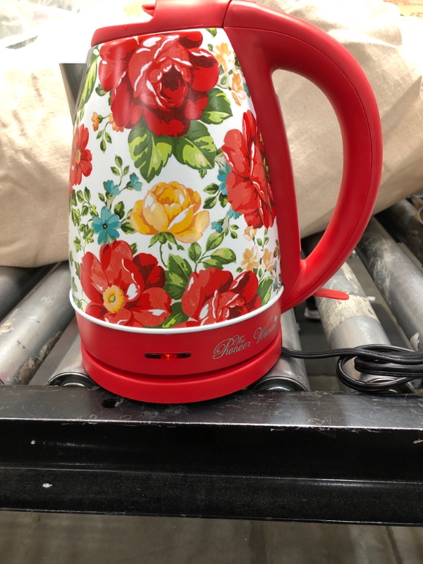 Photo 2 of 
The Pioneer Woman Vintage Floral 1.7L Electric Kettle Model 40972 by Hamilton Beach