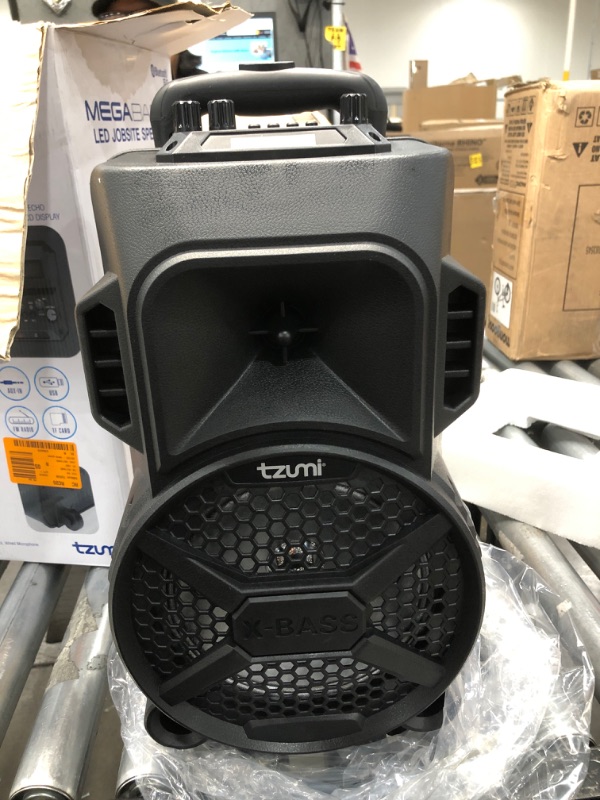 Photo 2 of Tzumi
Megabass LED Jobsite Speaker