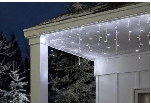 Photo 1 of Home Accents Holiday
17.5 ft. 200-Light Cool White Dome LED Icicle Lights