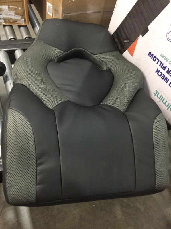 Photo 3 of OFM Essentials Leather Racing Style Swivel Gaming Chair, Gray/Black

//used//missing hardware 