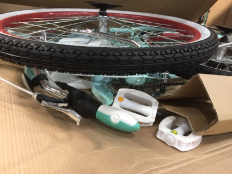 Photo 1 of Schwinn Cruiser-Bicycles Perla
