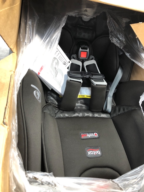 Photo 1 of Britax Marathon ClickTight Convertible Car Seat, Bubbles [Amazon Exclusive]
