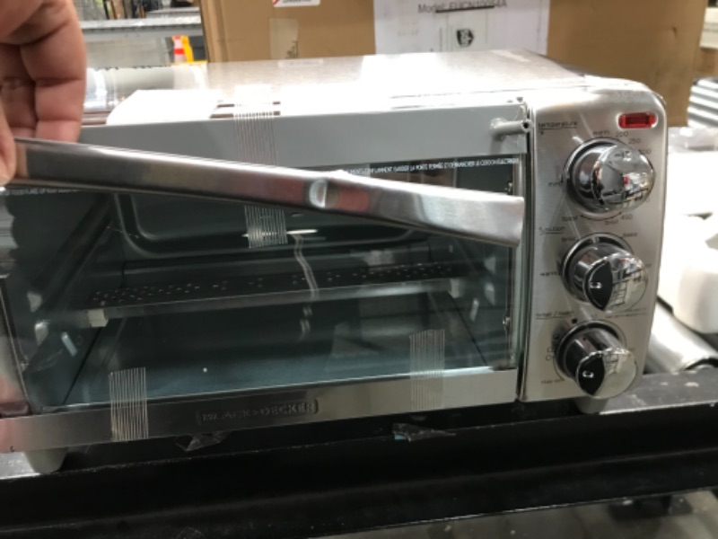 Photo 3 of BLACK+DECKER 4-Slice Toaster Oven with Natural Convection, Stainless Steel, TO1760SS
