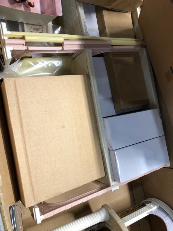 Photo 1 of Calico Critters Grand Department Store Gift Set

