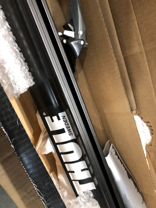 Photo 3 of **INCOMPLETE** Thule 516XT Prologue Fork Mount Carrier Rack, Black, One Size
