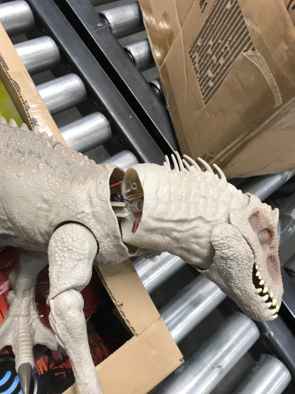 Photo 3 of ??Jurassic World Destroy ‘N Devour Indominus Rex with Chomping Mouth, Slashing Arms, Lights & Realistic Sounds, Swallows 3 ¾ Human Action Figures ?
