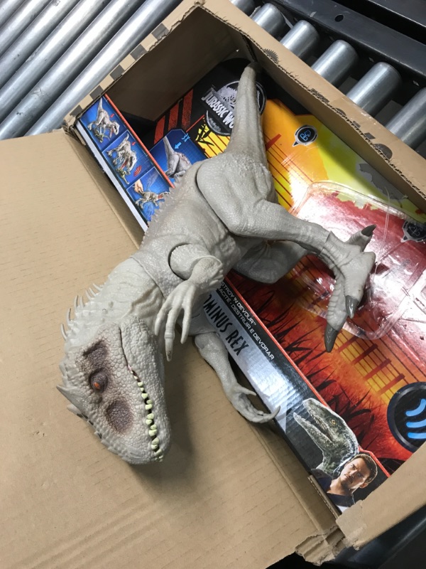 Photo 2 of ??Jurassic World Destroy ‘N Devour Indominus Rex with Chomping Mouth, Slashing Arms, Lights & Realistic Sounds, Swallows 3 ¾ Human Action Figures ?
