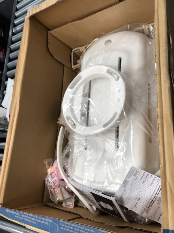 Photo 1 of Graco Sense2Soothe Baby Swing with Cry Detection Technology in Sailor - White