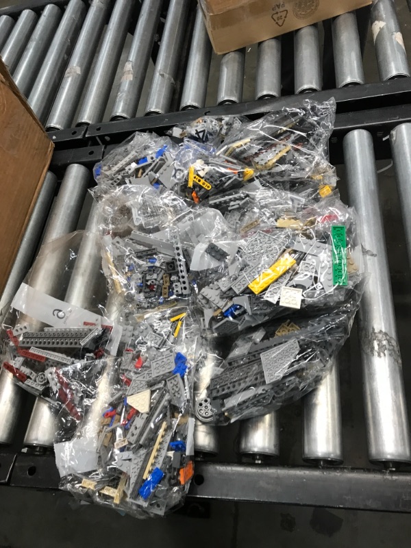 Photo 1 of LEGO Star Wars: The Rise of Skywalker Millennium Falcon 75257
