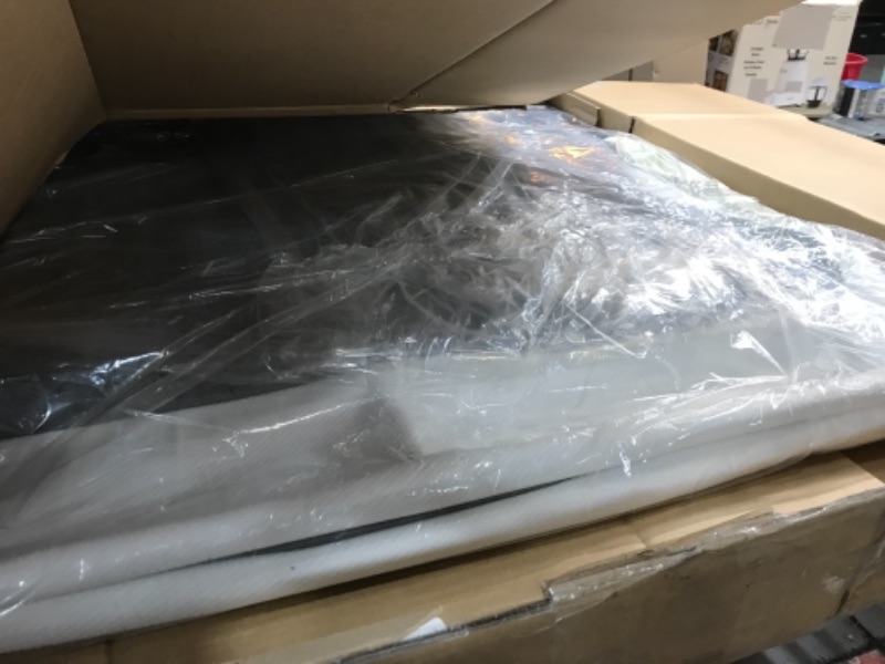 Photo 2 of **SIZE IS UNKNOWN** (SLIGHTLY DIFFERENT FROM STOCK PHOTO)
ZINUS Quick Lock Metal Smart Box Spring / 9 Inch Mattress Foundation / Strong Metal Structure / Easy Assembly