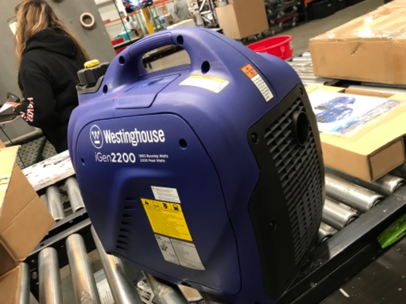 Photo 4 of ***PARTS ONLY*** Westinghouse Outdoor Power Equipment iGen2200 Super Quiet Portable Inverter Generator 1800 Rated & 2200 Peak Watts, Gas Powered, CARB Compliant
