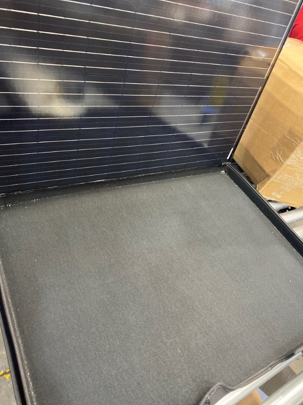 Photo 5 of 
Renogy 200 Watt Off Grid Portable Foldable Solar Panel Suitcase Built-in Kickstand