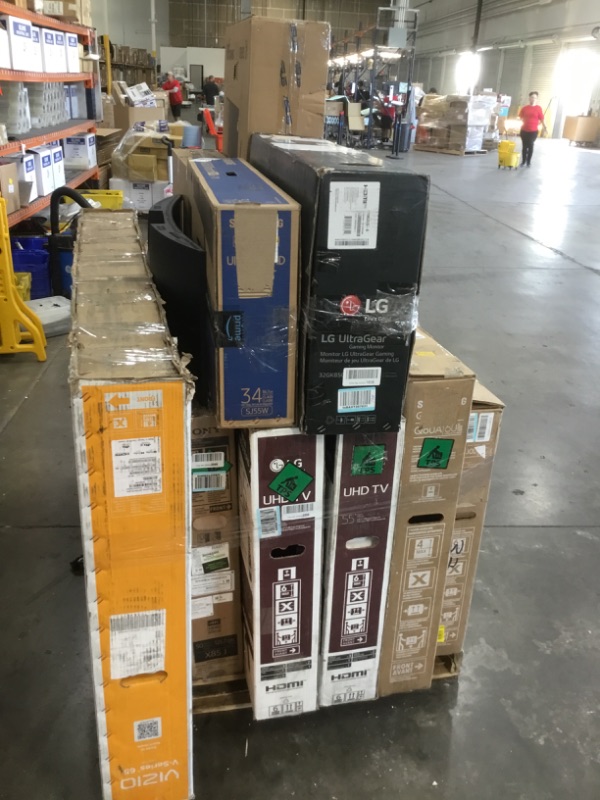 Photo 2 of PALLET OF DAMAGED TVS AND MONITORS SOLD FOR PARTS AS IS.