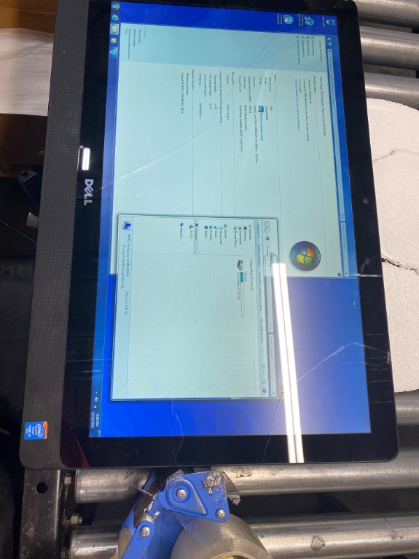 Photo 6 of ***TOUCHSCREEN CRACKED*** Dell OptiPlex 9030 All-in-One Computer - Core i5 i5-4590S - 4 GB RAM,  100GB HD
