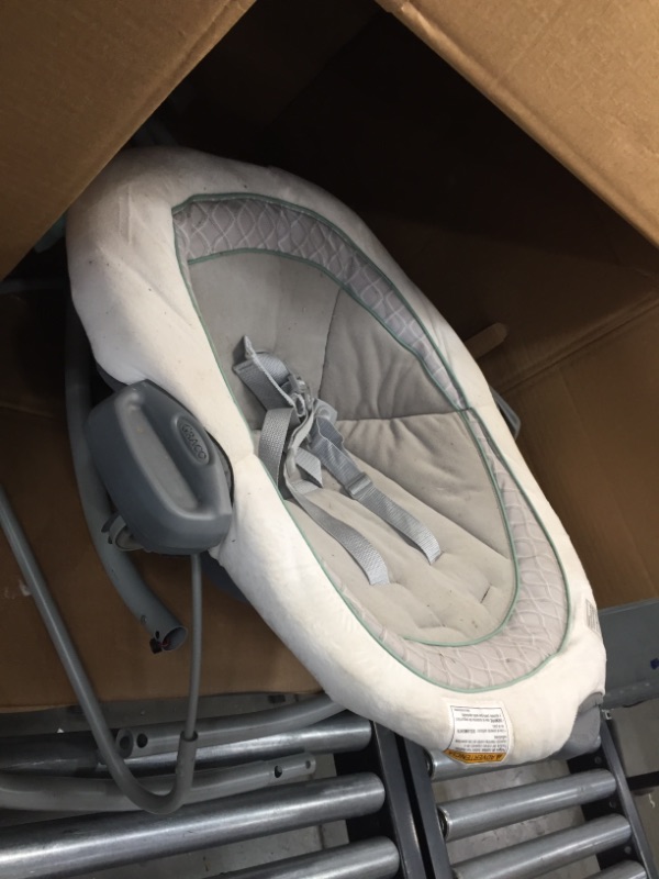 Photo 1 of Graco DuetConnect LX Swing and Bouncer
