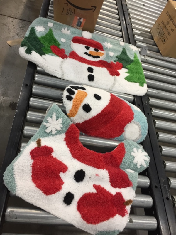 Photo 1 of 3pc Snowman Holiday Bath Rug Set - VCNY

