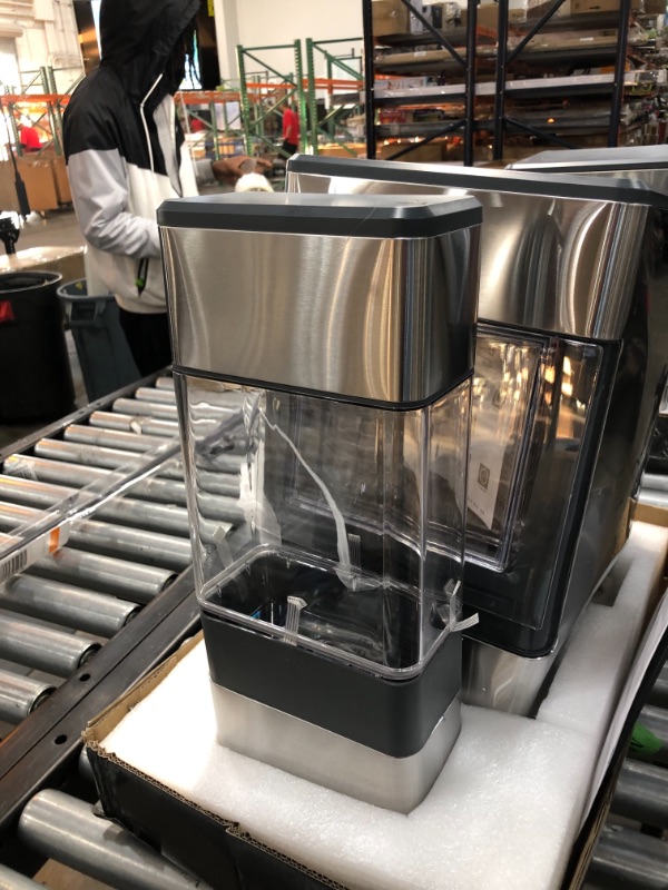 Photo 3 of //TESTED, POWERS ON// MAJOR DAMAGE//PARTS ONLY

GE Profile Opal | Countertop Nugget Ice Maker with Side Tank | Portable Ice Machine with Bluetooth Connectivity | Smart Home Kitchen Essentials | Stainless Steel Finish | Up to 24 lbs. of Ice Per Day

