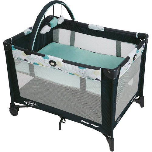 Photo 1 of Graco Pack 'n Play on the Go Playard with Bassinet, Stratus
