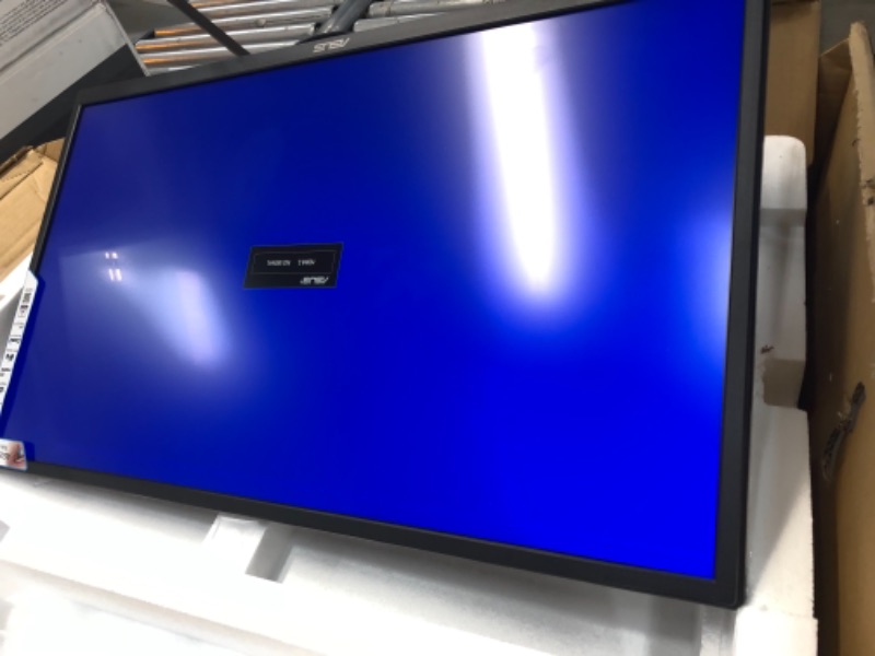 Photo 2 of ASUS 31.5” HDR Monitor 4K 