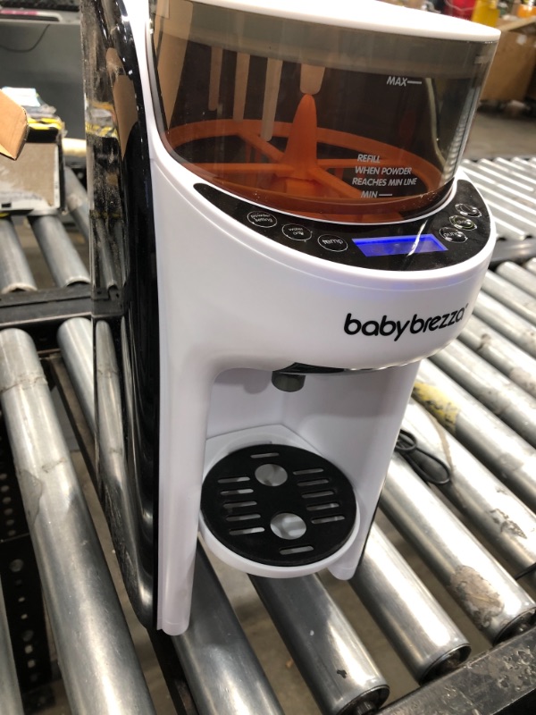 Photo 3 of Baby Brezza New and Improved Formula Pro Advanced Dispenser Machine