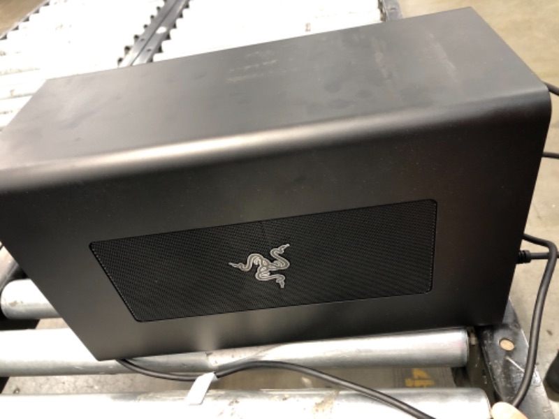 Photo 4 of RAZER Core X Chroma (Thunderbolt 3 - External Graphics Enclosure)
NON-FUNCTIONAL; PARTS ONLY