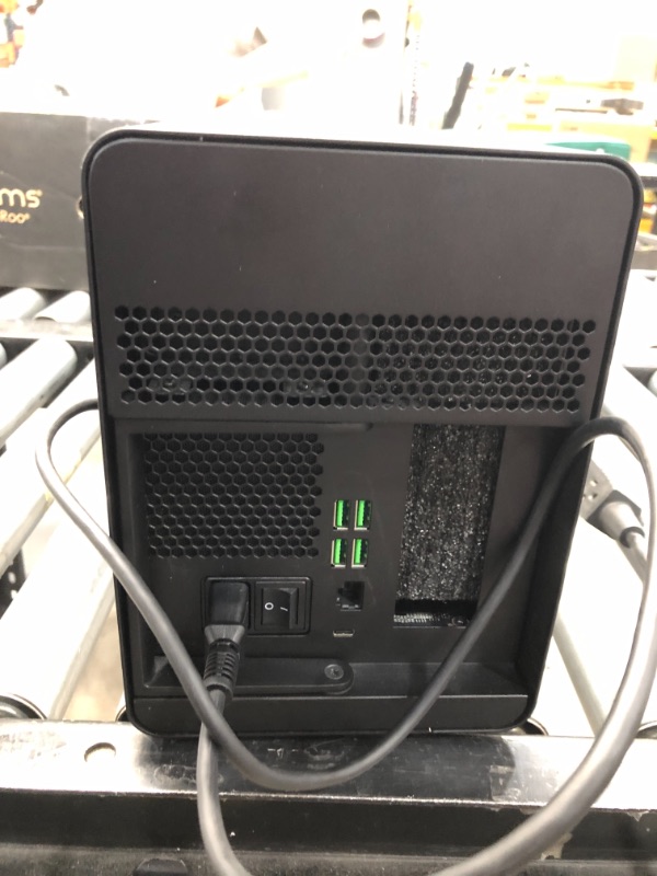 Photo 5 of RAZER Core X Chroma (Thunderbolt 3 - External Graphics Enclosure)
NON-FUNCTIONAL; PARTS ONLY