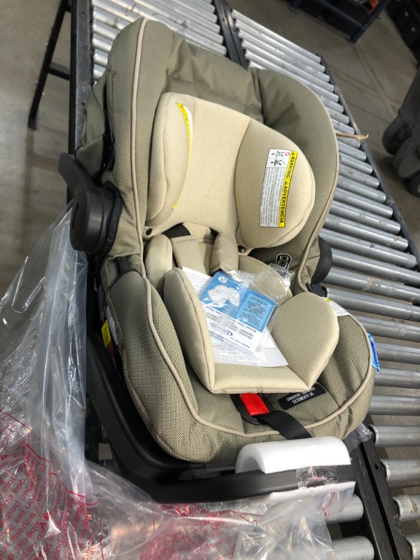 Photo 3 of Graco SnugRide SnugLock Extend2Fit 35 Infant Car Seat, Haven Tan
